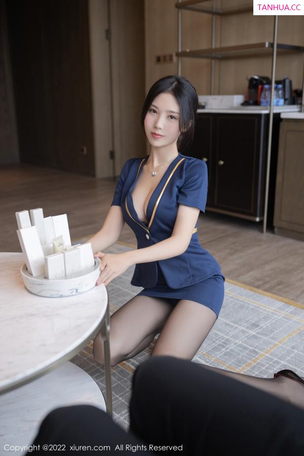 陈若依 抖娘利世 [XiuRen]高清写真图 2022.11.16 No.5866 利世 黑丝御姐第11张图片
